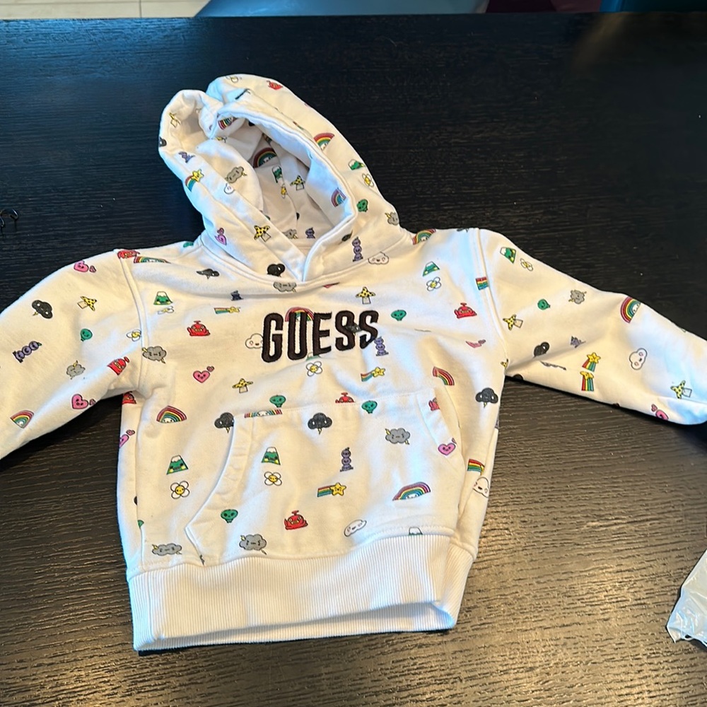 Guess Sweaters | Guess x Friends with You Size 4t